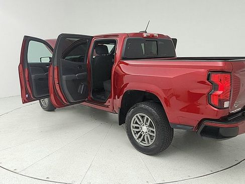 Used 2024 Chevrolet Colorado LT w/ LT Convenience Package II RWD image 11