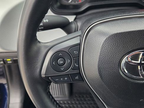 Used 2025 Toyota Corolla SE image 33