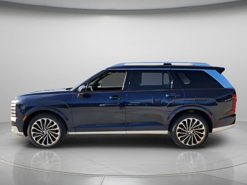 New 2026 Hyundai Palisade Calligraphy FWD image 2