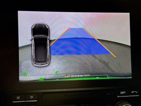 Used 2018 Porsche Macan AWD/4WD image 19
