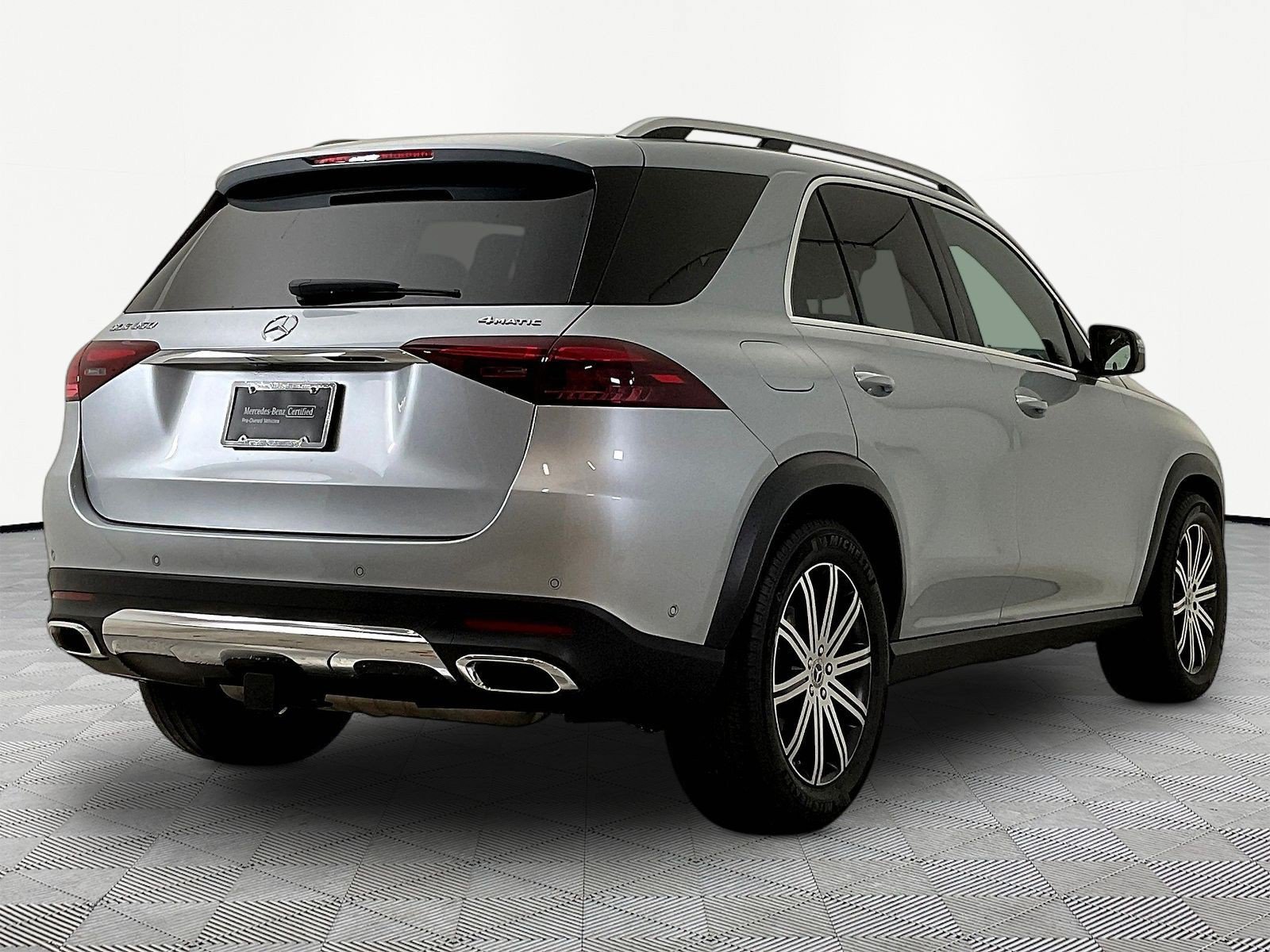 Certified 2025 Mercedes-Benz GLE 350 4MATIC image 6