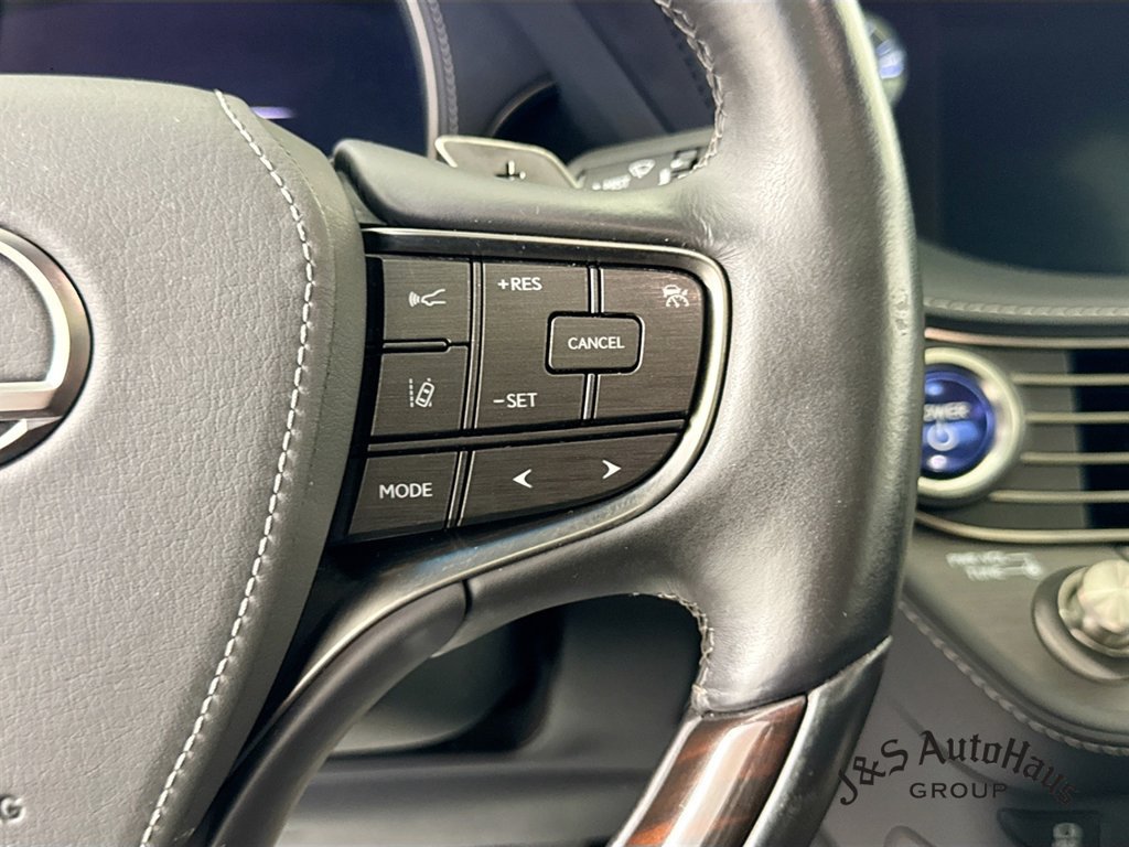 Used 2019 Lexus LS 500h w/ Interior Upgrade Package RWD image 14