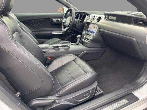 Used 2022 Ford Mustang Premium image 10