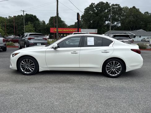 Used 2023 INFINITI Q50 Luxe w/ Cargo Package RWD image 2