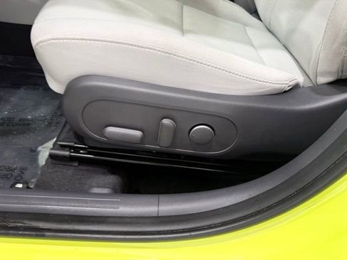 Used 2024 Hyundai Kona SEL image 12