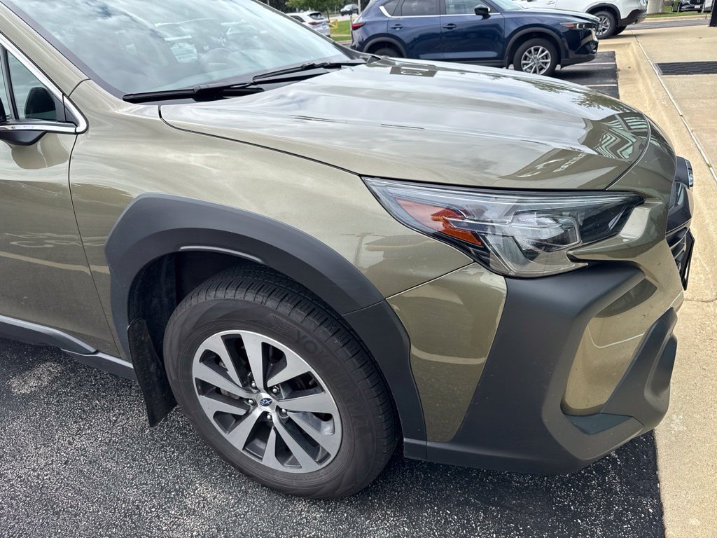Used 2025 Subaru Outback Premium w/ Popular Package #1A AWD/4WD image 6