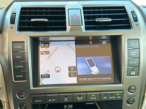 Used 2018 Lexus GX 460 image 30