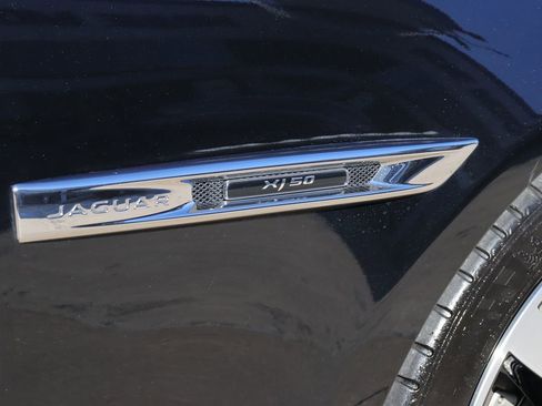 Used 2019 Jaguar XJ L Portfolio image 5