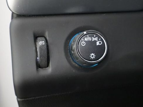 Used 2020 Chevrolet Tahoe 2WD image 14
