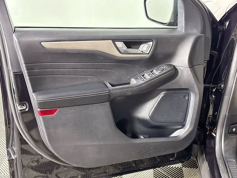 Used 2021 Ford Escape SEL image 10