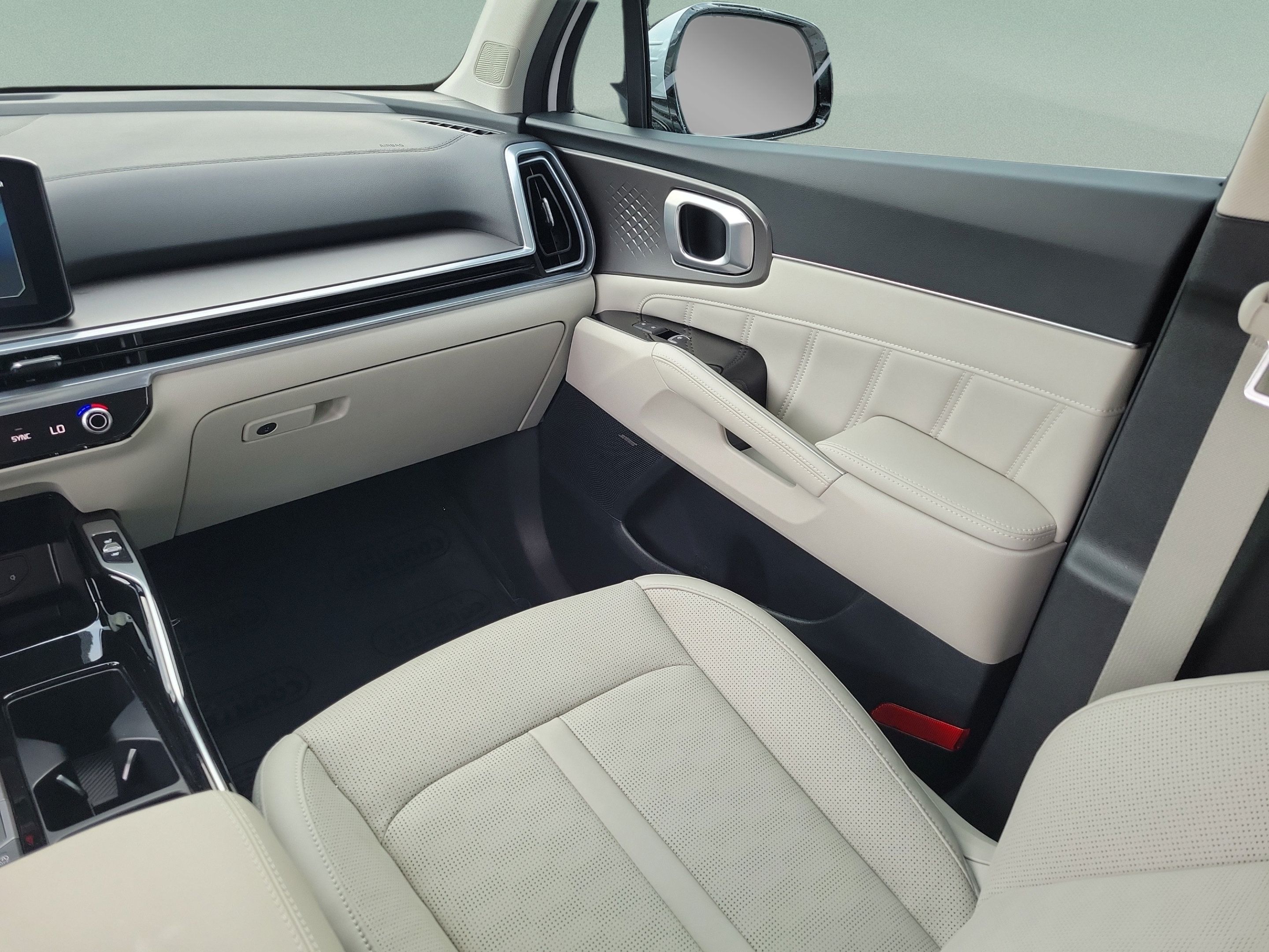 Certified 2026 Kia Sorento SX FWD image 11
