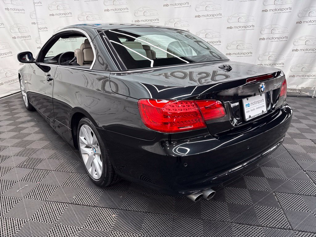 Used 2013 BMW 328i Convertible RWD image 4