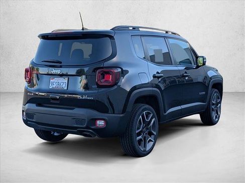 Used 2019 Jeep Renegade Limited w/ UConnect 8.4 Nav Group AWD/4WD image 5