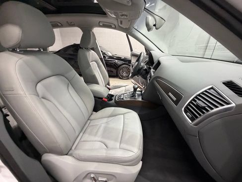 Used 2016 Audi Q5 2.0T Premium Plus AWD/4WD image 33
