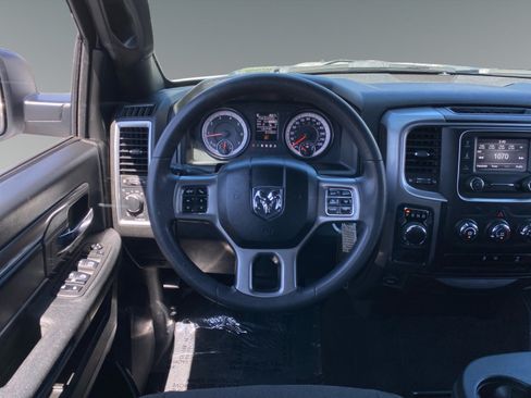 Used 2024 RAM 1500 Warlock RWD image 12
