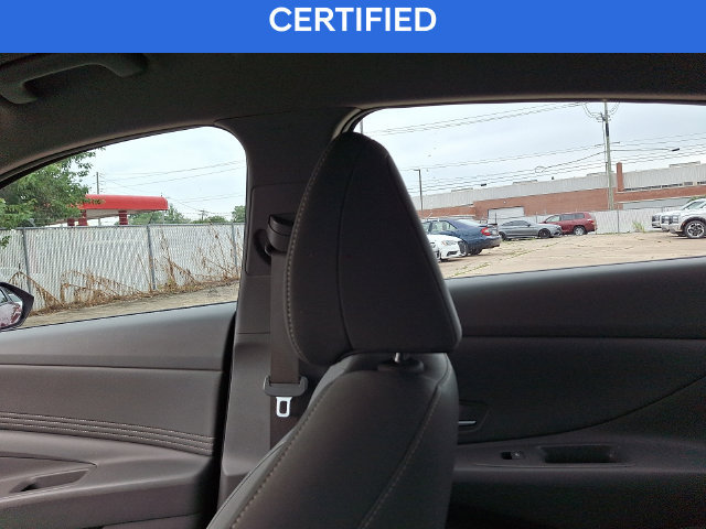 Certified 2023 Hyundai Elantra SEL w/ Convenience Package FWD image 17
