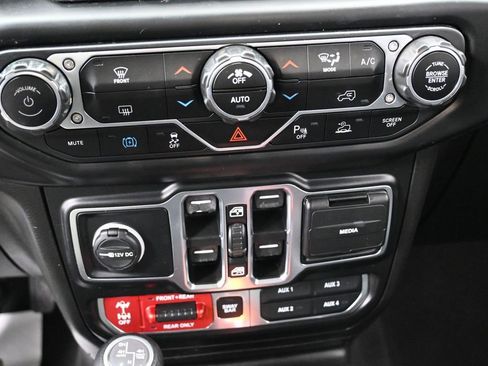 Used 2021 Jeep Wrangler Unlimited Rubicon 4xe w/ Steel Bumper Group image 27