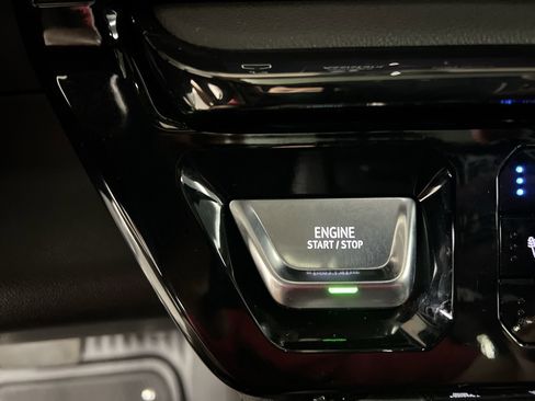 Certified 2024 GMC Sierra 2500 AT4 w/ AT4 Premium Plus Package image 90