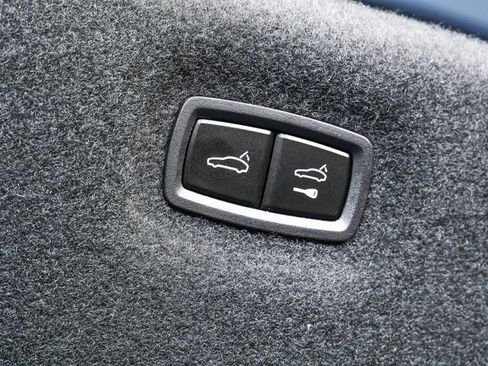 New 2026 Porsche Taycan image 34