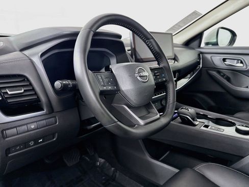 Used 2026 Nissan Rogue SL AWD/4WD image 4