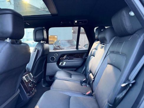 Used 2022 Land Rover Range Rover Westminster Edition image 19