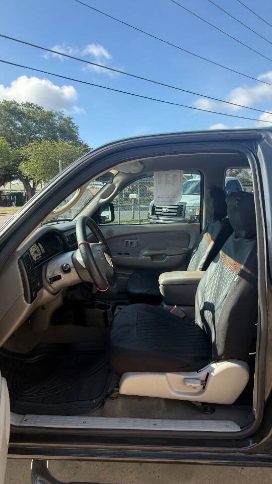 Used 2003 Toyota Tacoma PreRunner RWD image 28