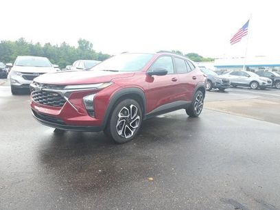 Used 2025 Chevrolet Trax RS w/ Driver Confidence Package