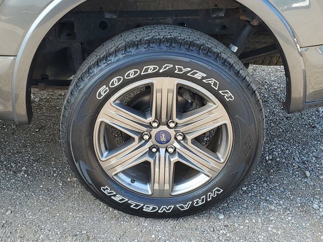 Used 2020 Ford F150 XLT w/ Equipment Group 302A Luxury AWD/4WD image 5