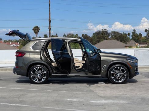 Used 2022 BMW X5 sDrive40i w/ Premium Package RWD image 29