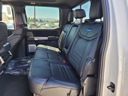 New 2025 Ford F250 Platinum image 34