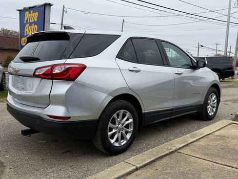 Used 2020 Chevrolet Equinox LS w/ LS Convenience Package FWD image 6