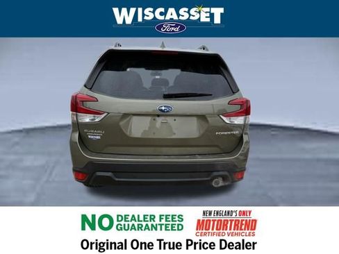 Used 2023 Subaru Forester Limited image 30
