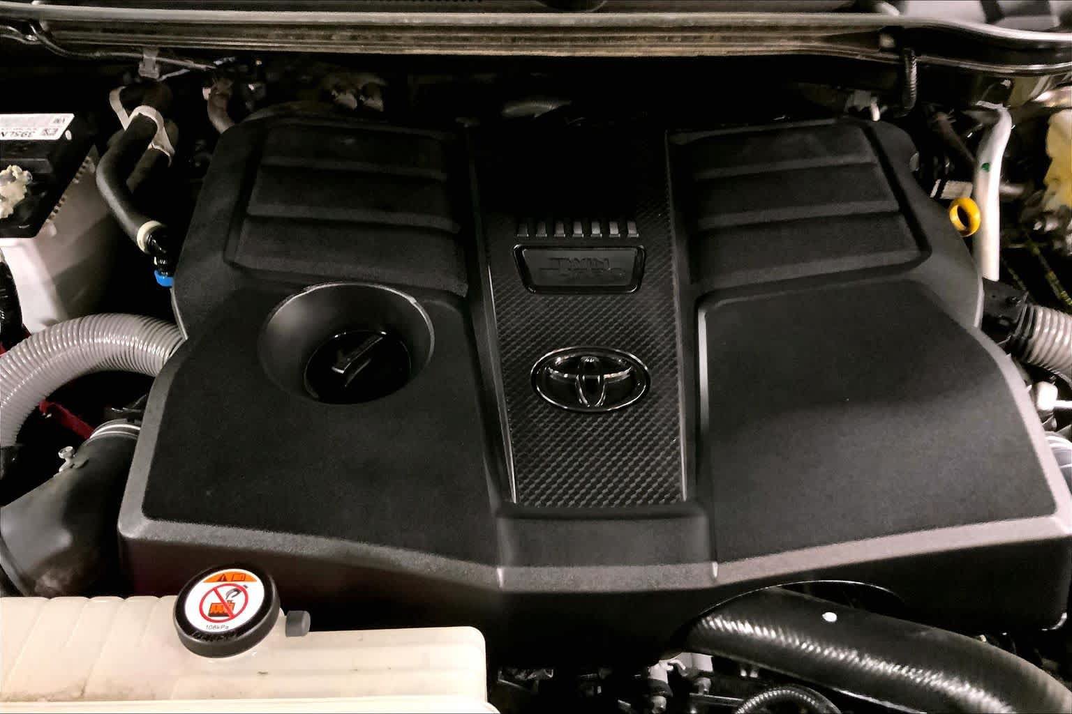 Used 2024 Toyota Tundra SR5 w/ SR5 Convenience Package AWD/4WD image 32
