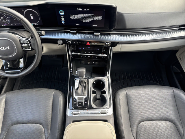 Used 2023 Kia Carnival SX Prestige FWD image 15