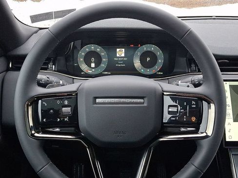 Used 2025 Land Rover Range Rover Evoque S AWD/4WD image 20