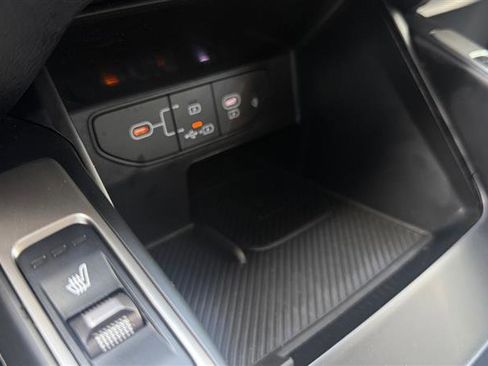 Used 2025 Kia Sorento S w/ Panoramic Sunroof Package AWD/4WD image 30