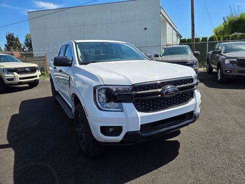 New 2025 Ford Ranger XLT w/ Black Appearance Package AWD/4WD image 3