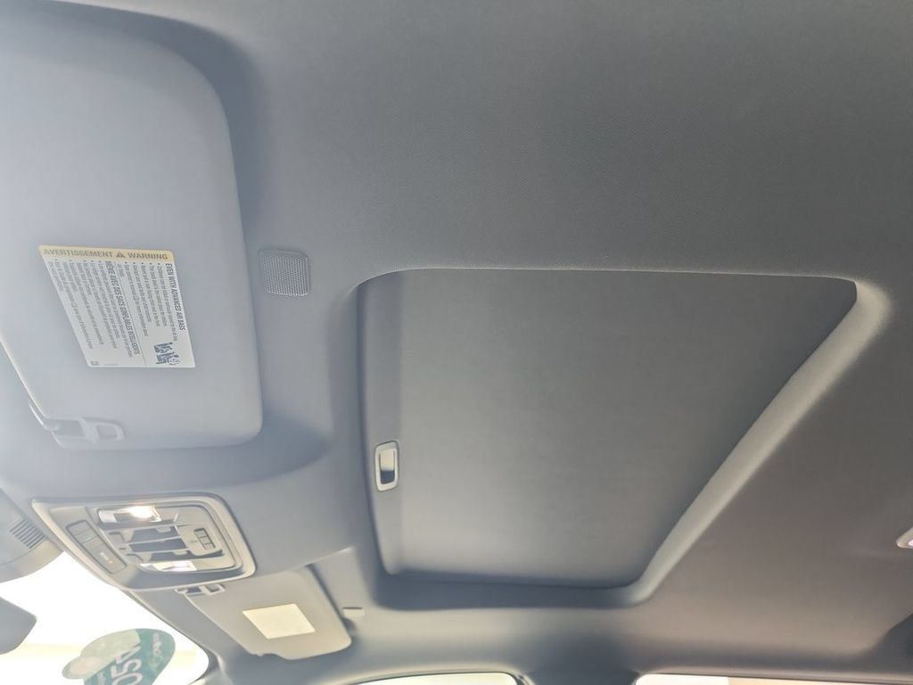 Certified 2024 GMC Sierra 1500 Denali AWD/4WD image 19