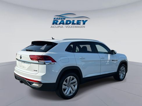 Used 2022 Volkswagen Atlas Cross Sport SE image 6