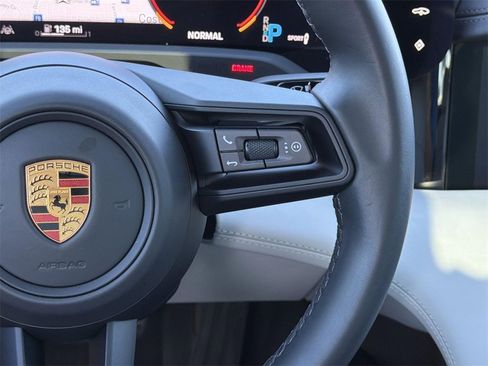 Used 2022 Porsche Taycan 4S image 10