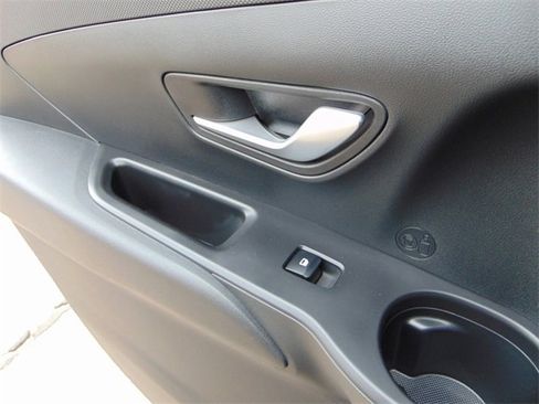 Used 2022 Hyundai Santa Cruz SEL Premium image 24