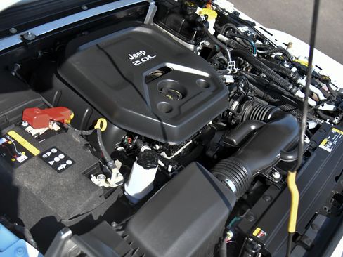 Used 2023 Jeep Wrangler Sahara w/ Cold Weather Group AWD/4WD image 51