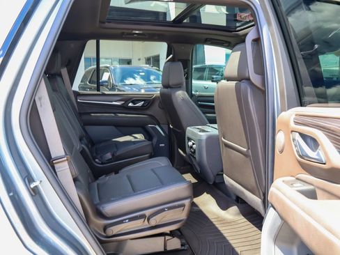 Used 2022 GMC Yukon Denali AWD/4WD image 34