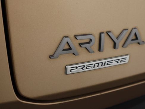 Used 2023 Nissan Ariya FWD image 38