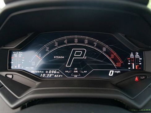 Used 2024 Lamborghini Huracan Tecnica RWD image 27