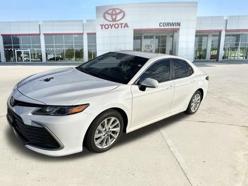 Used 2024 Toyota Camry LE w/ Convenience Package FWD image 8
