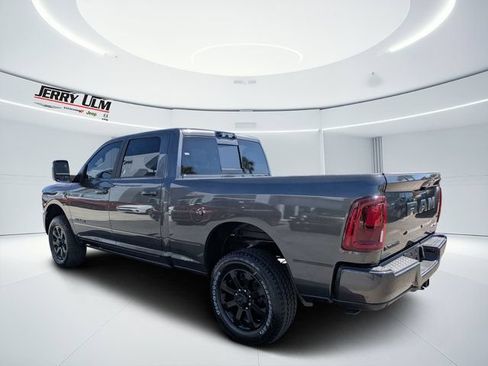 New 2026 RAM 2500 Laramie AWD/4WD image 5