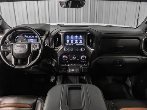 Used 2020 GMC Sierra 2500 AT4 w/ AT4 Premium Package image 15