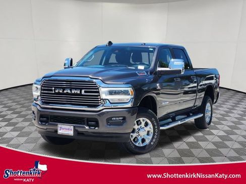 Used 2024 RAM 2500 Laramie w/ Safety Group AWD/4WD image 1