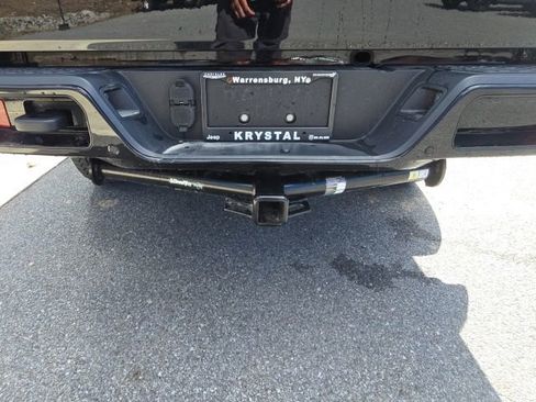 Used 2021 Jeep Gladiator Overland image 28